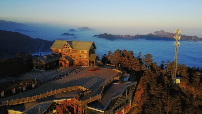 西岭雪山星空帐篷