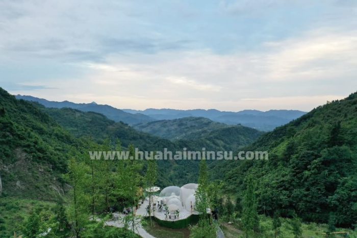 都江堰天空之崖网红泡泡屋，打造一段浪漫传奇故事
