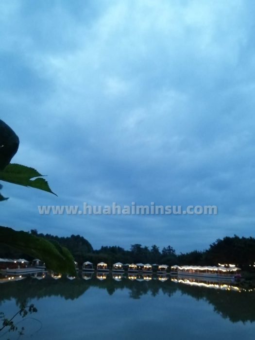美丽迷人的网红星空房，在星空屋里的烧烤派对是什么体验