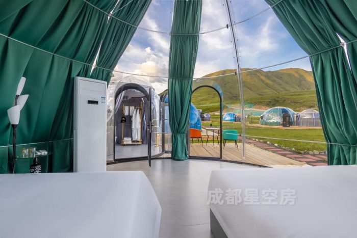 四川新都桥雪山之夜星空房酒店，川藏线上的璀璨明珠